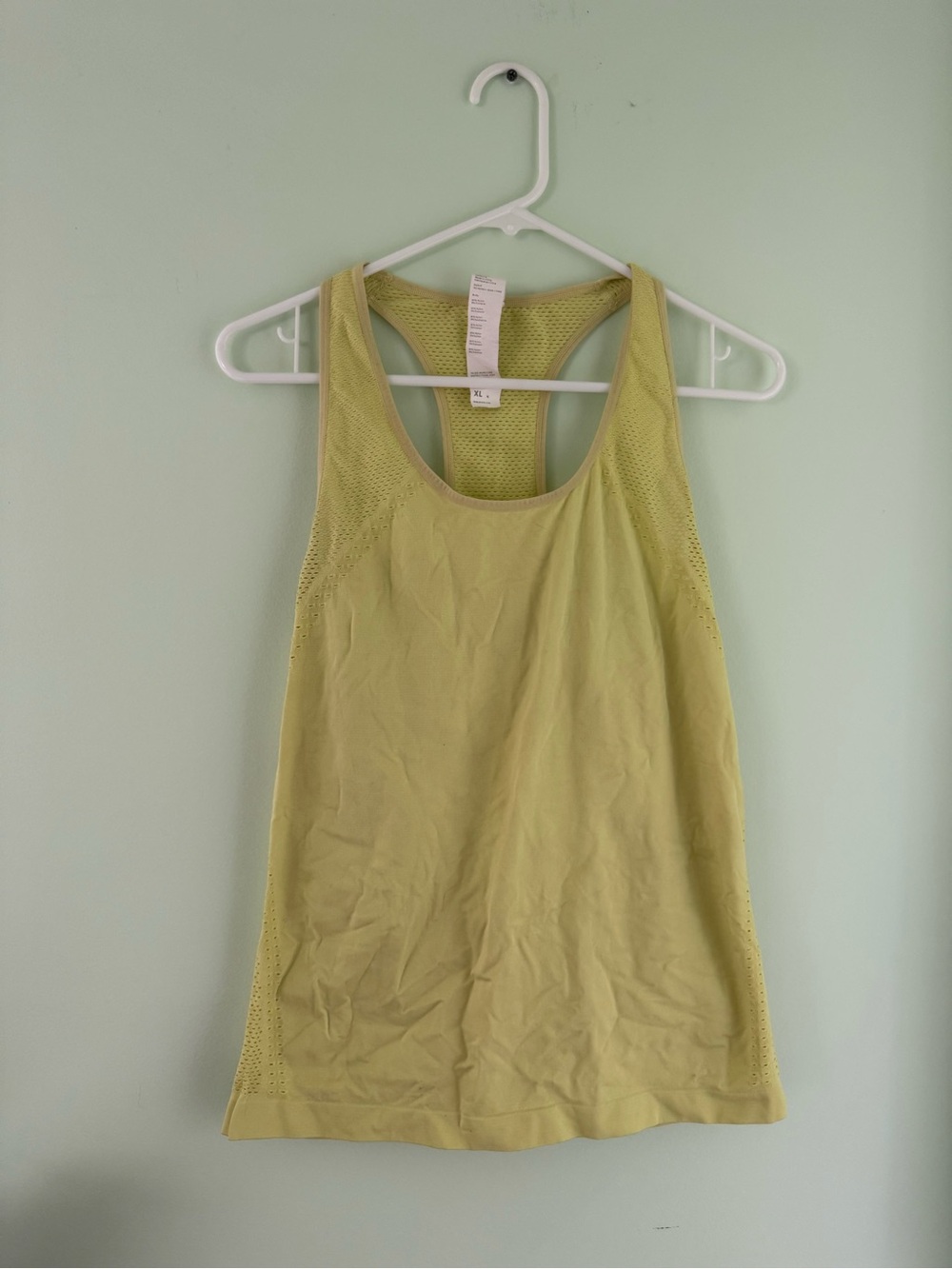 Fabletics Racerback Performance Tank Top - Light Lime